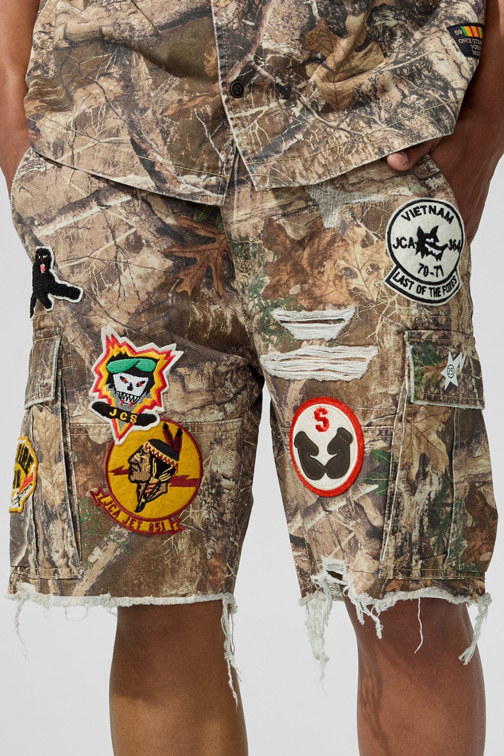 Retro - War Angel Cargo Shorts - Image 20