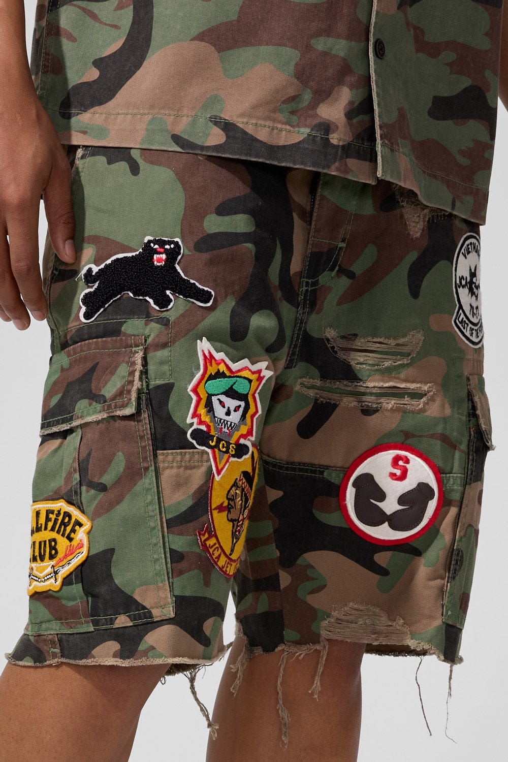 Retro - War Angel Cargo Shorts - Image 4